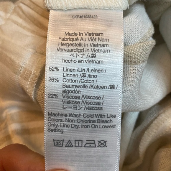 Madewell Linen-Blend Pull-On Paperbag Shorts: Undyed Stripe Edition - Picture 6 of 7